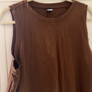 Brown sleeveless dress